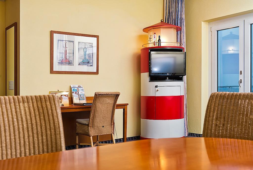 ホテル ウィンダム シュトラールズント ハンセドム 部屋 写真